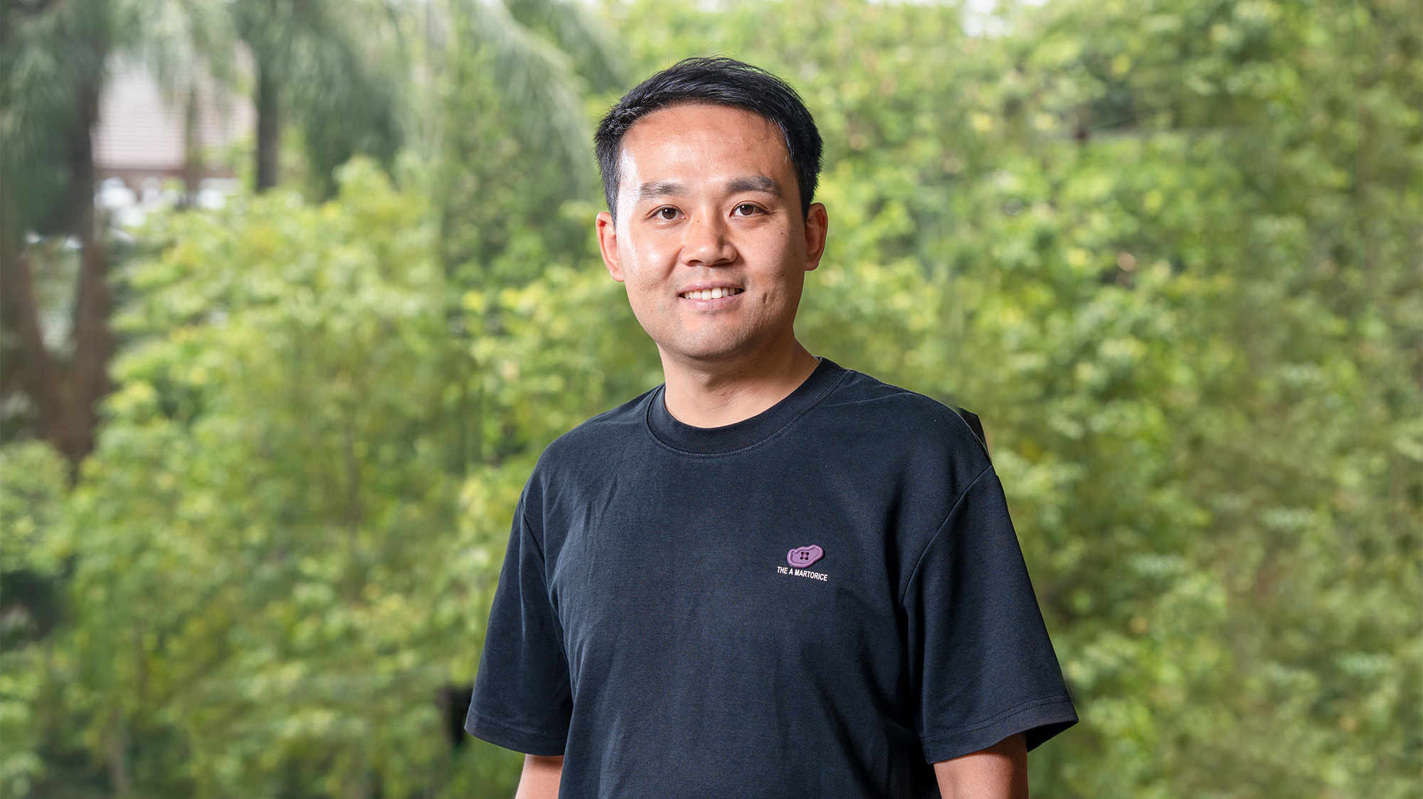Dr Xin Mao, Queensland University of Technology official news portrait